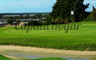 Sanlúcar, Campo de Golf 18 hoyos (Par 72).